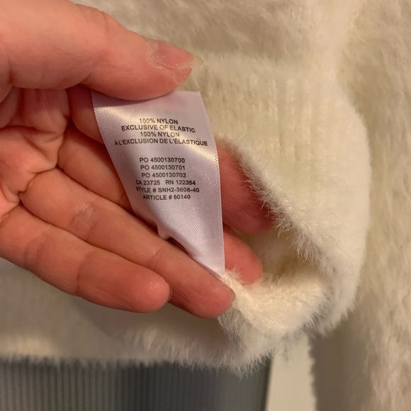 Sunday Best Kitten Crop Long Sleeve - Picture 5 of 6